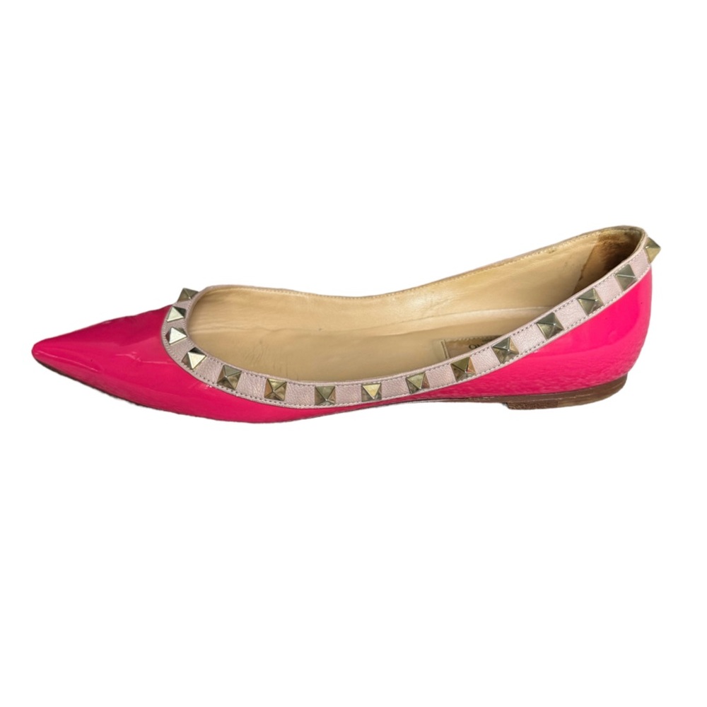Valentino Pink and Gold Rockstud flat Patent Leather Pointed Toe Shoe size 7.5